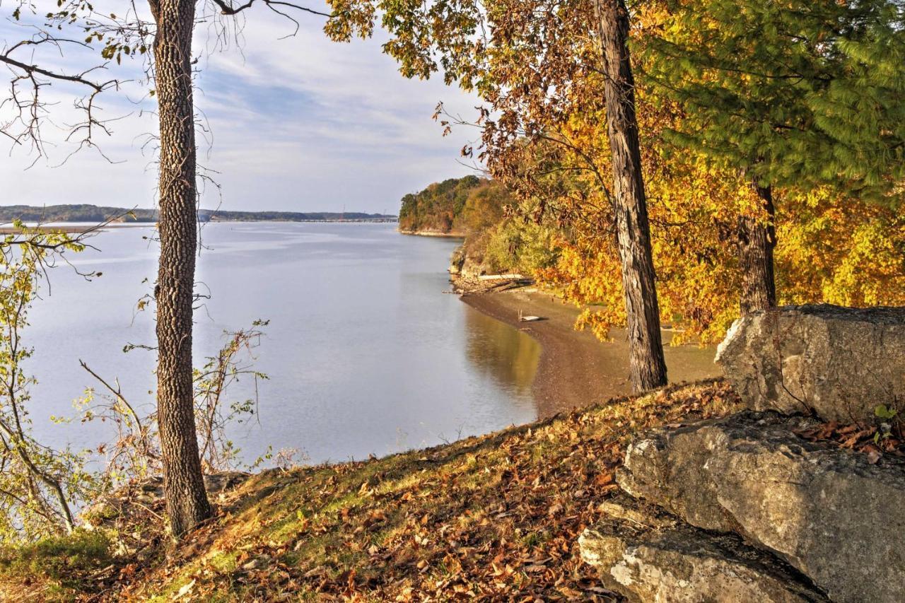 Captivating Cadiz Hideaway With Deck On Lake Barkley Eksteriør billede